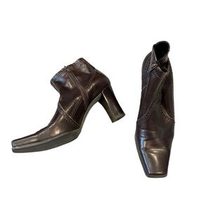 Franco Sarto Brown Faux Leather Heeled Booties SIZE 8.5